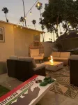 2 bed 2 bath 3 blocks from water! Sleeps 6 - Dog Run! - 2つ星
