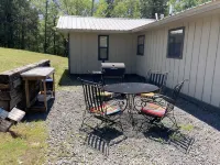 Large house on the lake sleeps 16! - Badekar