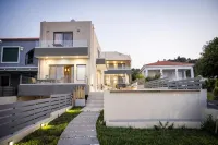 Theros Suites - Apartments