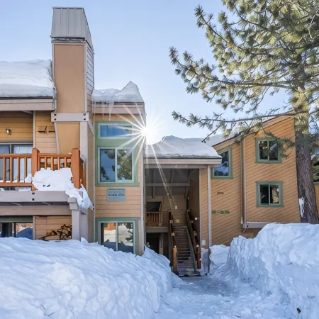FULLY REMODELED: Large 3bd+Loft/3ba condo with amazing views - Sleeps 10
