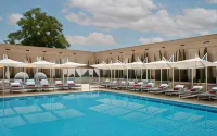 Slemani Rotana - Pools