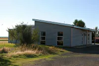 Guesthouse Eldhestar - parking