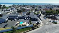 Ocean Palms Motel - 2-Star