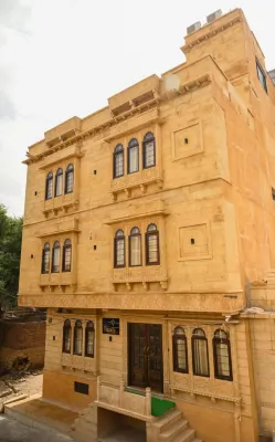 Hotel Vasshifa Palace - بار