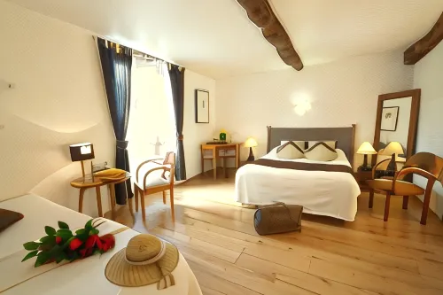 Logis Hotel Restaurant la Barguillere - Pet-friendly