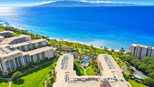 Luxury Beachfront Ground-Floor Retreat, Private Lanai, 1 Min to Pool & Beach! - فطور