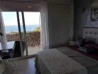 Apartment facing the sea with pool and 2 bedrooms - 2-نجوم