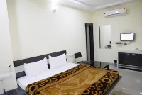 Hotel Ambika Palace