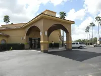 Lone Star Inn & Suites Hotels in Harlingen