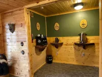 The Fishing Bear Lodge Hotels in Fremont County