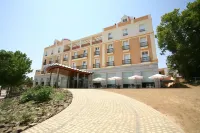 Gran Hotel Aqualange - Balneario de Alange Hôtels à : Alange