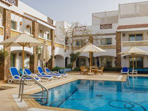 Camel Dive Club & Hotel - Boutique Hotel