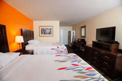 Garnet Inn & Suites, Orlando