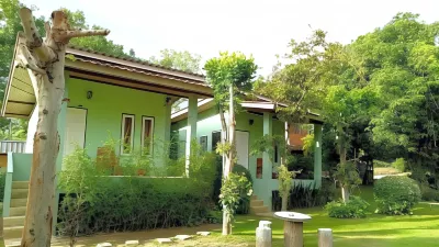 Rainbow House Pai