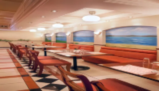 Landmark Hotel, Baniyas