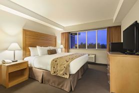 Days Inn by Wyndham Victoria Airport Sidney
