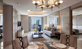 The Residences at the Ritz-Carlton Jakarta, Pacific Place