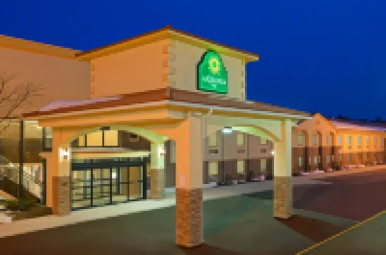 La Quinta Inn by Wyndham West Long Branch/NJ Shore Area Hotels in 