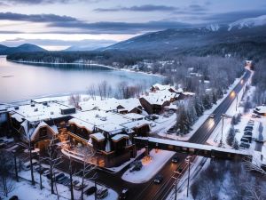 Lodge at Whitefish Lake