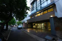 IP Royal Hotel - New Delhi Alishan Thread Store 주변 호텔