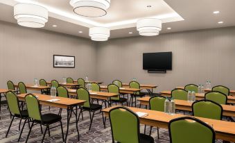 La Quinta Inn & Suites by Wyndham Burlington