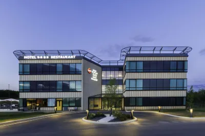Best Western Plus Hotel Escapade Senlis Hotel di Senlis