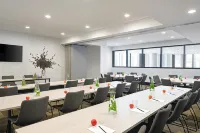 Veriu Green Square Hotels in Zetland
