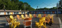 4411 Inn & Suites