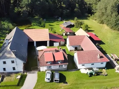Jelemek Hotels in 