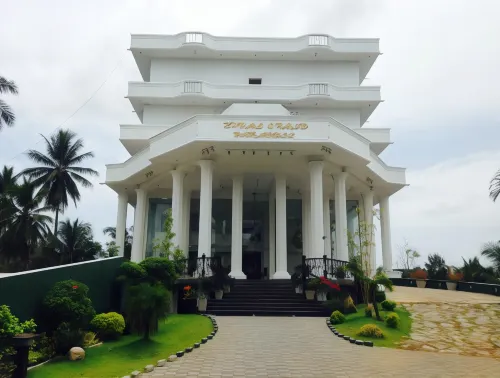 Hotel Royal Grand Paradise Hotels in Wattala