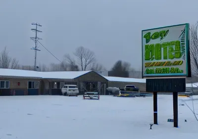 Tay Motel Hotels in Severn