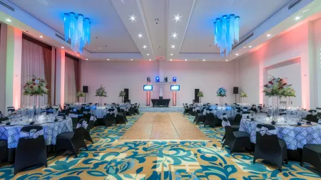 Delta Hotels by Marriott San Jose Aurola