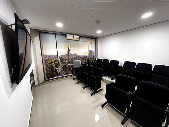 1. 호스탈 예라스 ..