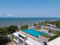The Blu X Bangsaen Miracle Seaview High Floor