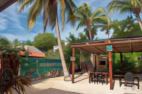 Mapache Hostel & Camping