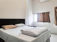 RedDoorz Syariah Near Terminal Terpadu Langsa فنادق في Langsa Kota