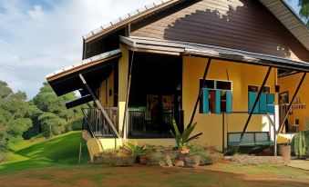 Baan Sakuna Hotel