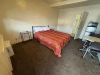 The Oaks Motel Hotels in Gilroy