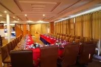 Hunza Darbar Hotel فنادق في جيلجيت