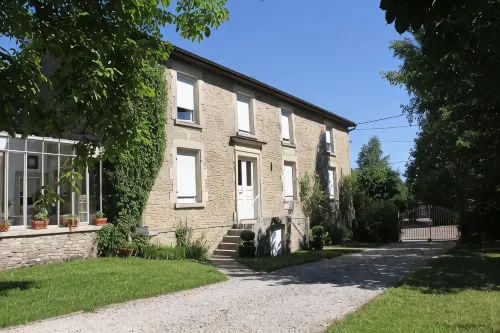 Blumereve Hotels in Blumeray