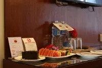Hotel Jungle Crown - breakfast