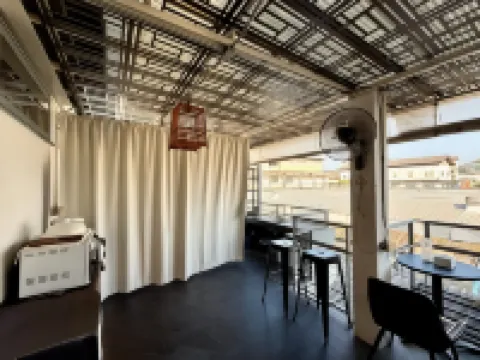 ใส่ใจ คาเฟ่ แอนด์ โฮสเทล