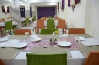 Hotel Bodh Vilas - sarapan
