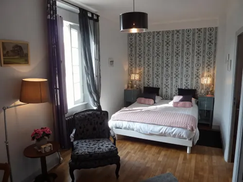 Maison d'Hôtes les Belles de Mai Hotels in Pontorson
