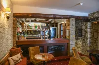 Lowbyer Manor Country House