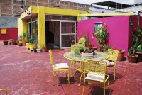 フリースピリットホステルグアダラハラ University Center of Art Architecture and Design周辺のホテル