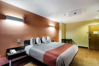 Motel 6 Libertyville, IL Hotels in Mundelein