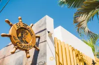 Meson del Capitan Apartments - Homestays