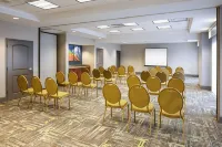 Hampton Inn & Suites Mobile I-65 @ Airport Blvd. Отели в г. Мобил