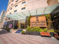 Landmark Grand Hotel Hotels near Union Metro Station